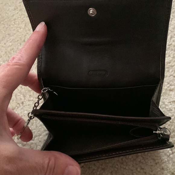 Coach Monogram Brown Canvas/Leather Wallet Coin Purse With Key Chain & Coach Box - Picture 17 of 17